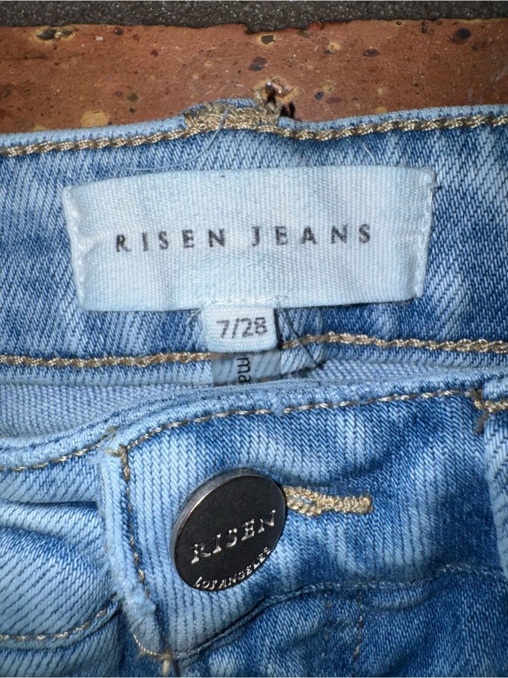Risen Jeans 7/28 Light Wash Cropped Wide Leg Distressed Raw Hem - Picture 4 of 9